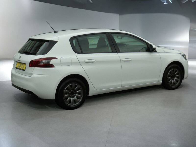 Peugeot - 308 - 1,2 PureTech 81kw,Active,ČR