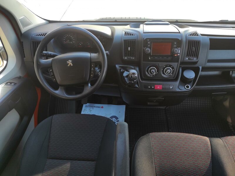 Peugeot - Boxer - 2,0BlueHDi L2H2, 7 míst, Tažné