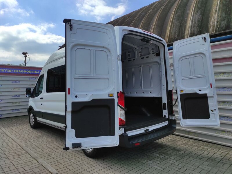 Ford - Transit - 2,0TDCi L3H3, 6 míst, ČR