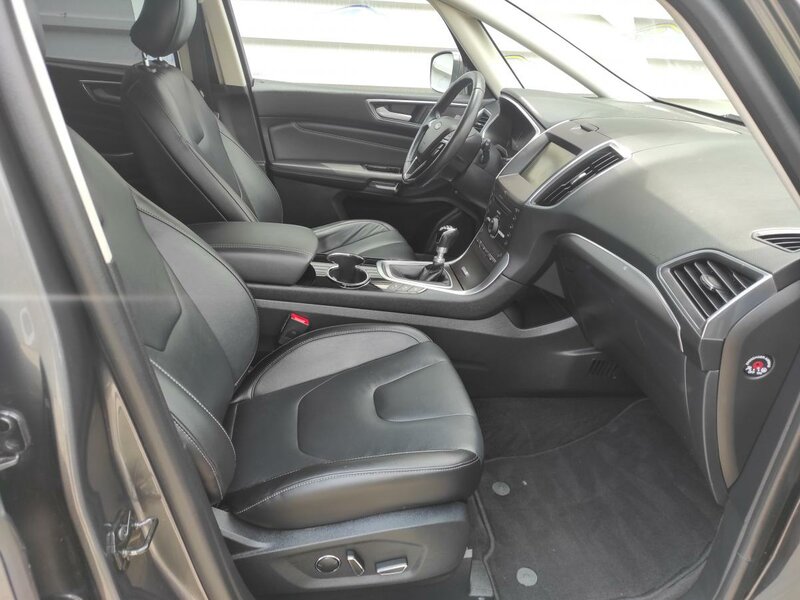 Ford - S-MAX - 1,5i 7 míst, ČR, Kůže, Navi