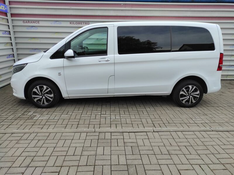 Mercedes-Benz - Vito - 114 CDi 8míst, ČR, Tažné