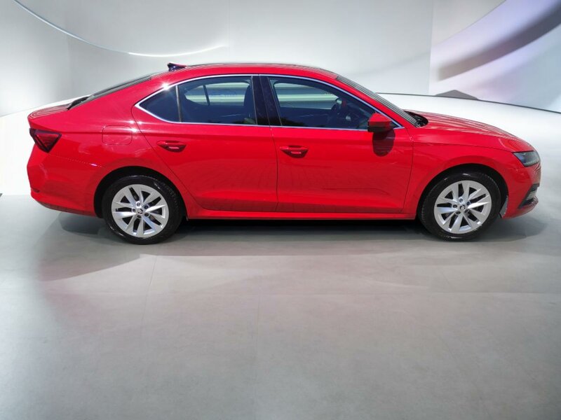 Škoda - Octavia - 2.0 Tdi 110kw Style, ČR, 1 Maj