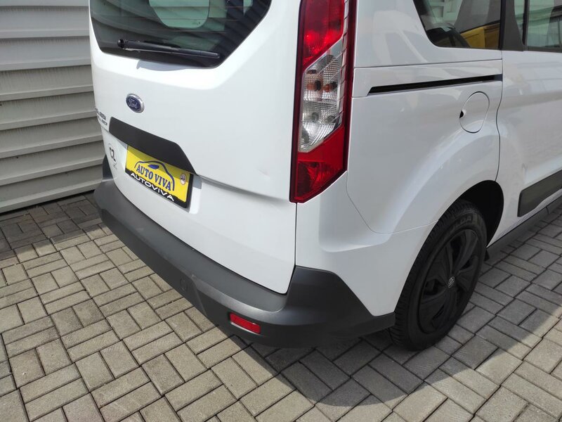 Ford - Tourneo Connect - 1,5TDCi Trend, ČR, 1 majitel