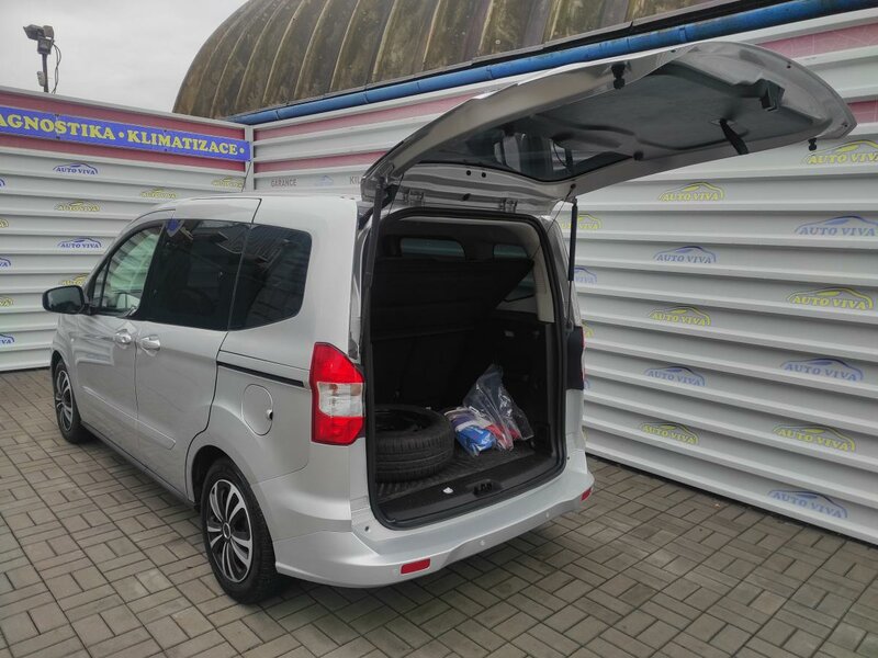 Ford - Tourneo Courier - 1,5TDCi 74kw, Trend, Top KM