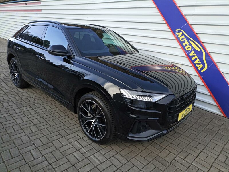 Audi - Q8 - 3,0TDi BLACK,Masáž,2x S-line