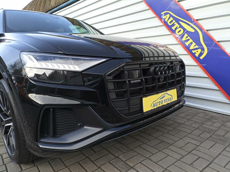 Audi - Q8 - 3,0TDi BLACK,Masáž,2x S-line