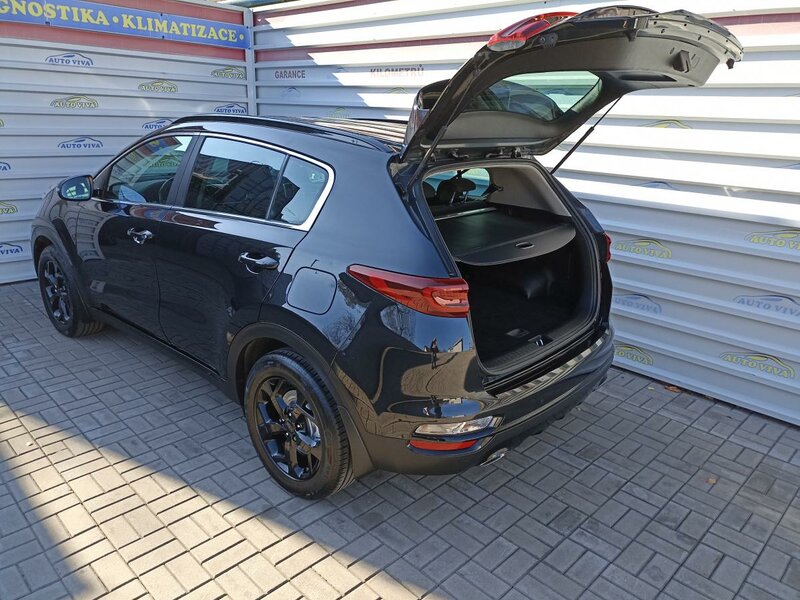 Kia - Sportage - 1,6CRDi 4x4, AT, Navi, ČR