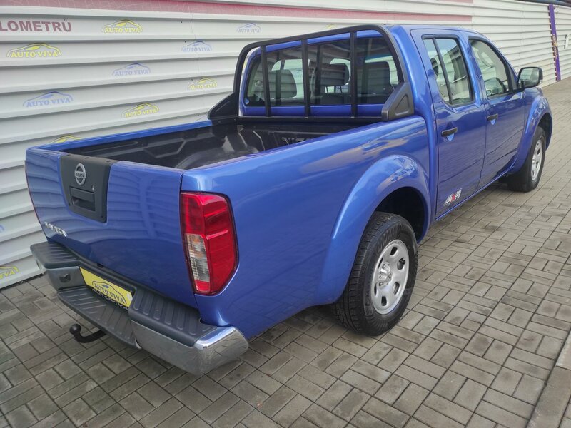 Nissan - Navara - 2,5dCi DoubleCab 4x4 140kw ČR