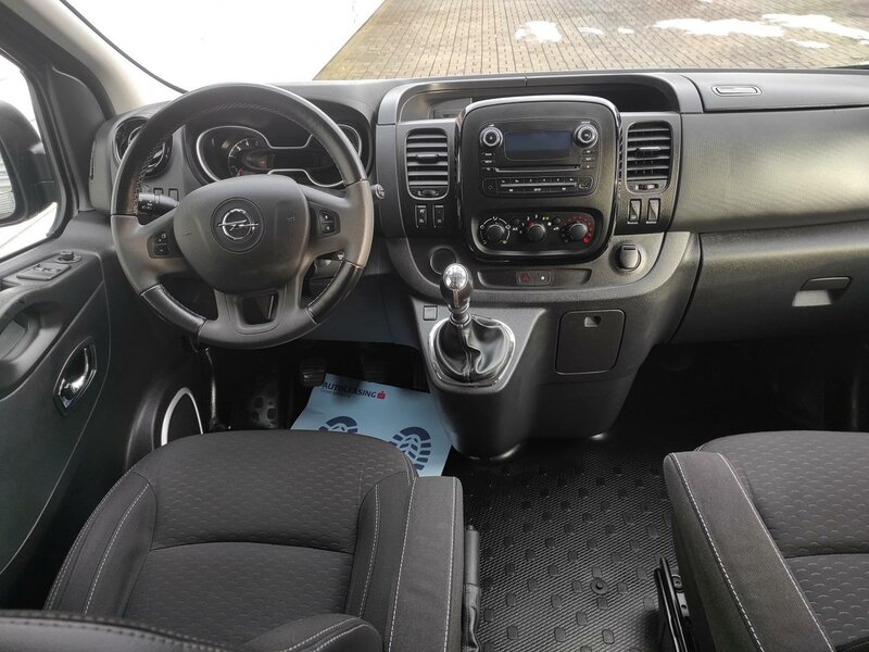 Opel - Vivaro - 1,6BiCDTi L2, 8 míst, ČR