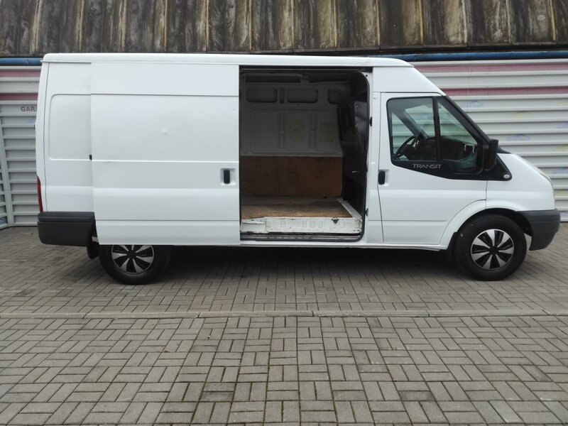 Ford - Transit - 2,4TDCi 350L, L2H2, ČR,